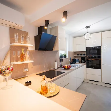 Ami In Peroj - Haus Fuer 4-5 Personen Fažana