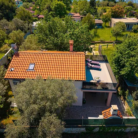 Tatil Evi Ami In Peroj - Haus Fuer 4-5 Personen Fažana