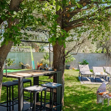 Ami In Peroj - Haus Fuer 4-5 Personen Tatil Evi Fažana